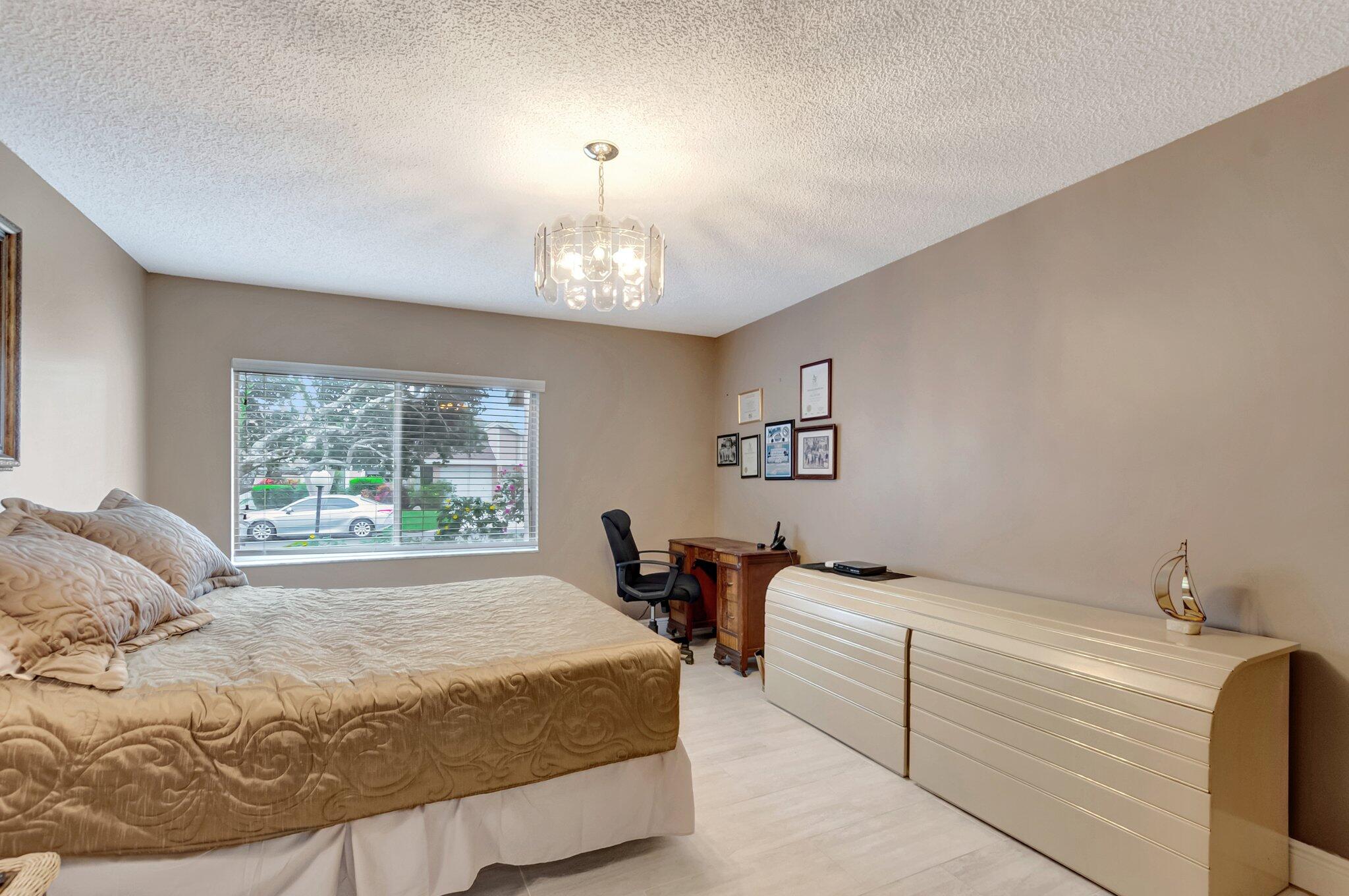 8081 Springtree Road, Unit C Boca Raton, FL 33496 - Photo 15 of 47 20-web-or-mls-DSC_0046