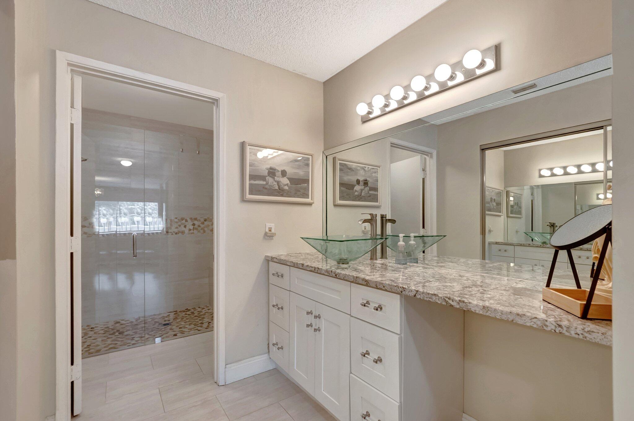8081 Springtree Road, Unit C Boca Raton, FL 33496 - Photo 16 of 47 21-web-or-mls-DSC_0051