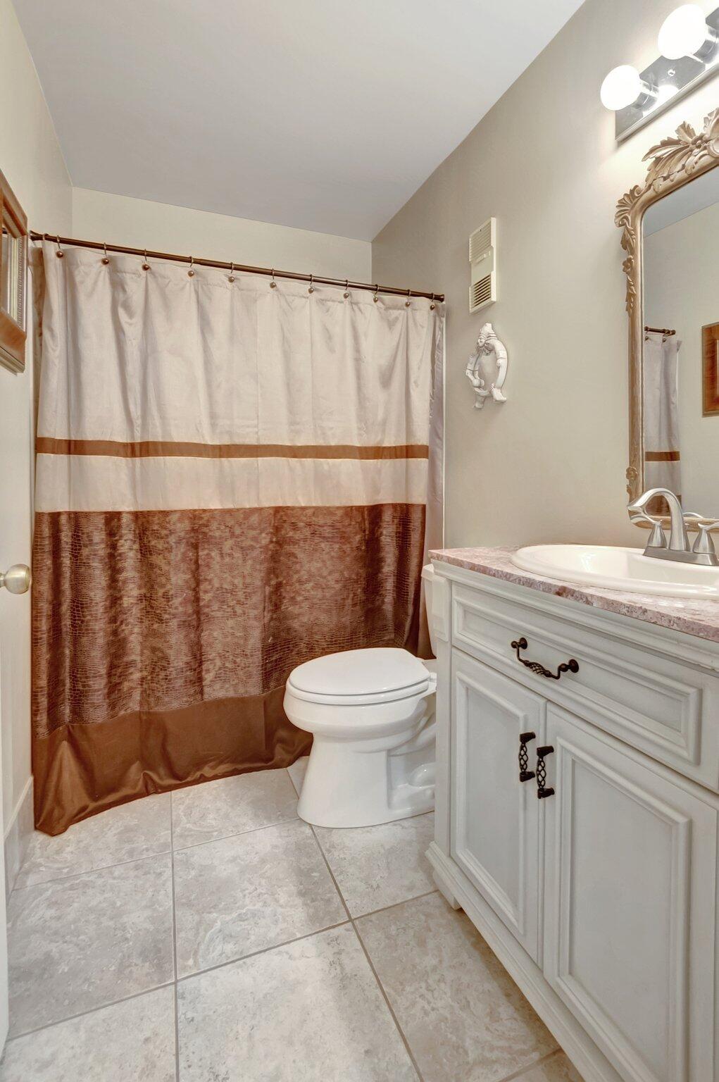 8081 Springtree Road, Unit C Boca Raton, FL 33496 - Photo 22 of 47 27-web-or-mls-DSC_0081