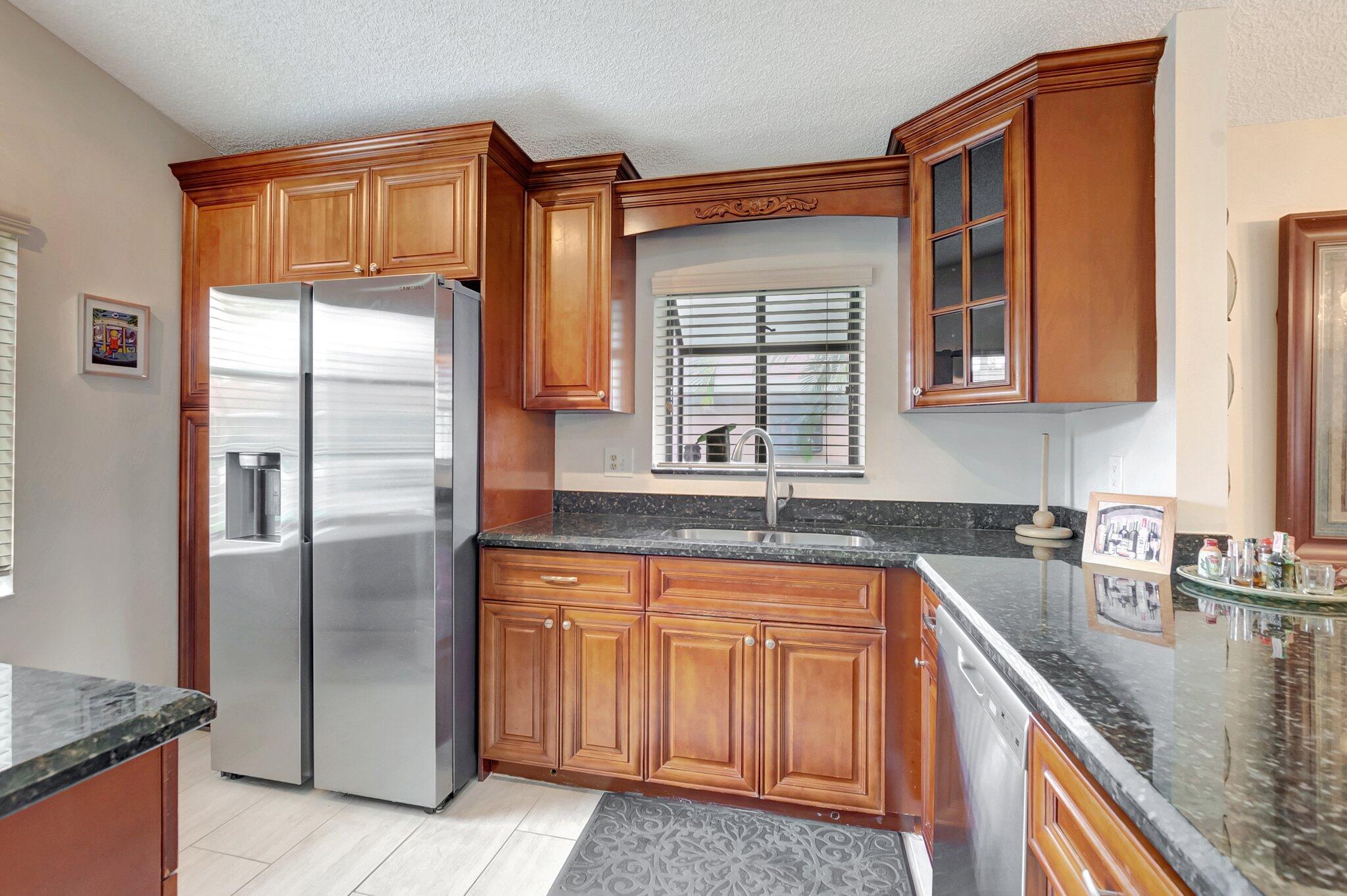 8081 Springtree Road, Unit C Boca Raton, FL 33496 - Photo 3 of 47 6-web-or-mls-DSC_0096