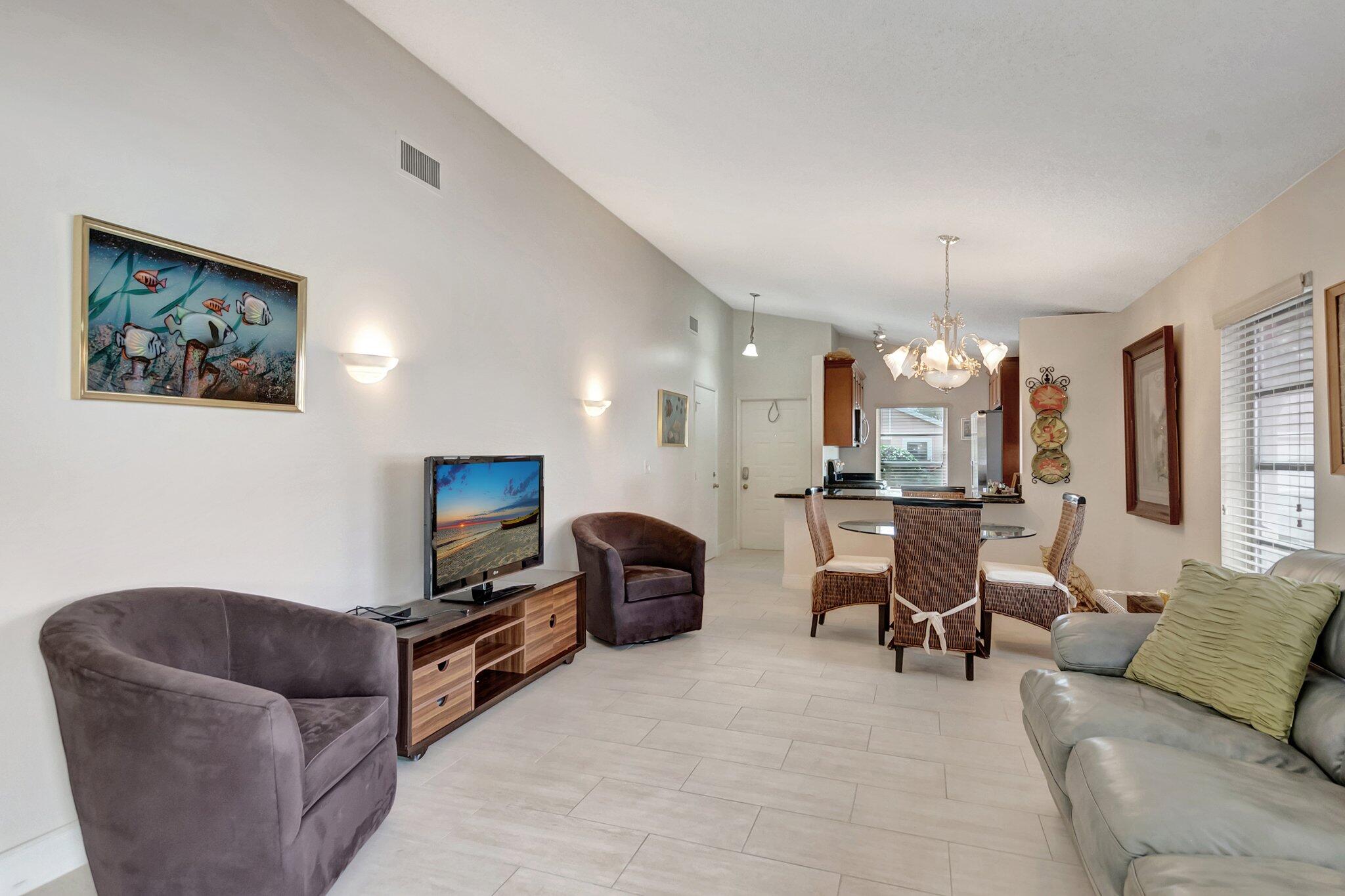 8081 Springtree Road, Unit C Boca Raton, FL 33496 - Photo 10 of 47 14-web-or-mls-DSC_0136