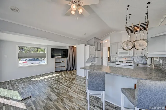 $280,000 | 10795 County Road 197A, Unit 19, Nathrop, CO 81236