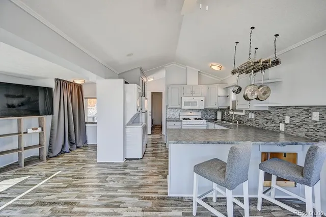 $280,000 | 10795 County Road 197A, Unit 19, Nathrop, CO 81236