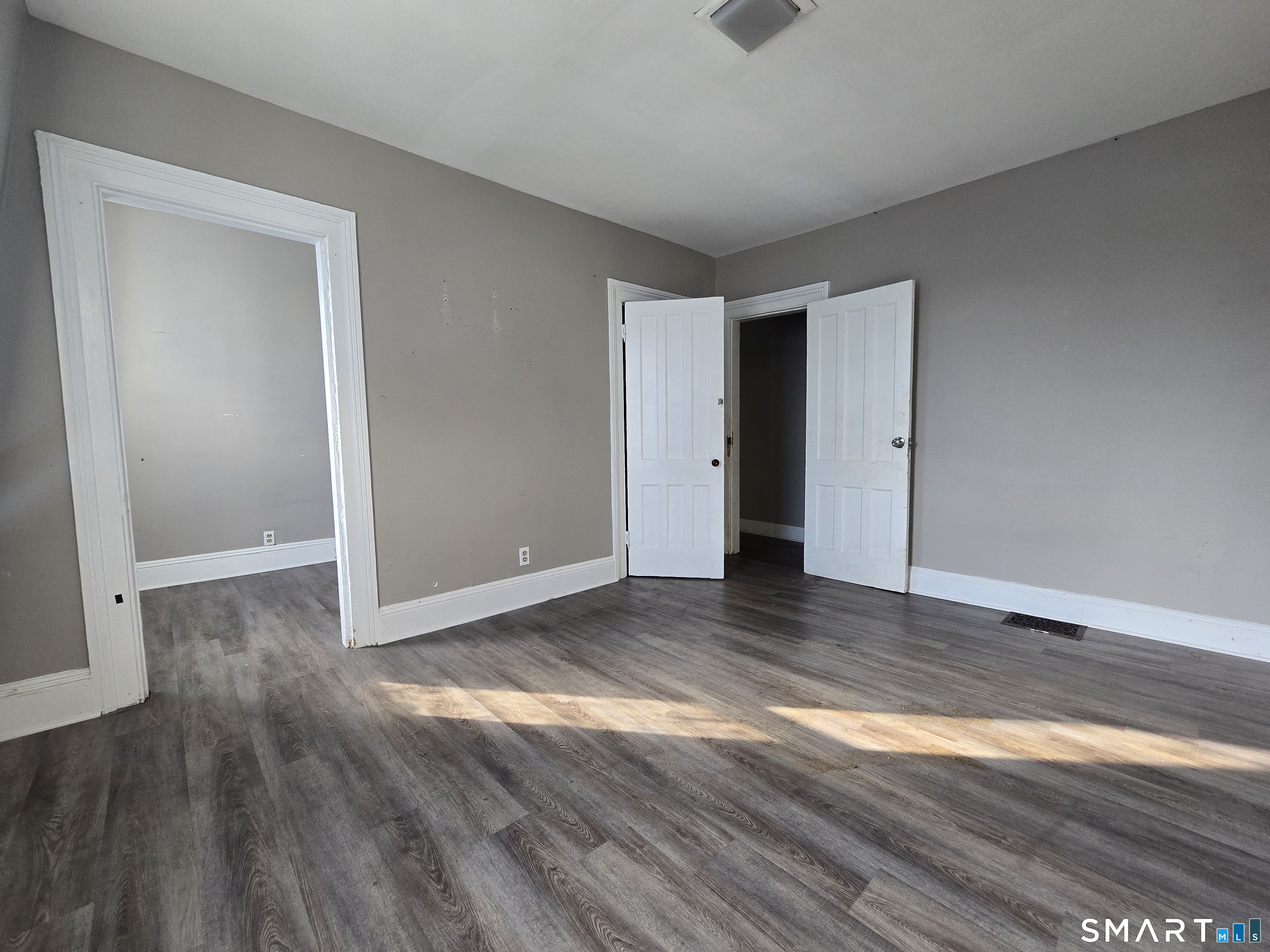 106 Hanover Street Bridgeport, CT 06604 - Photo 16 of 19