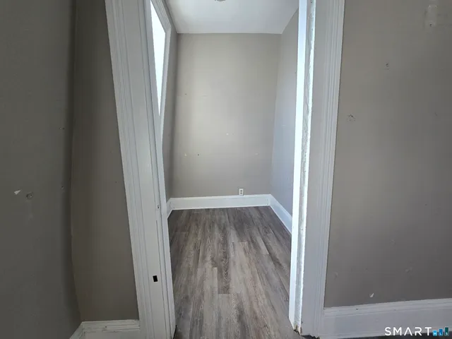 $2,800 | 106 Hanover Street, Bridgeport, CT 06604