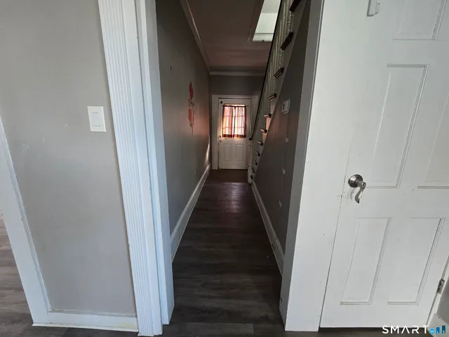 $2,800 | 106 Hanover Street, Bridgeport, CT 06604