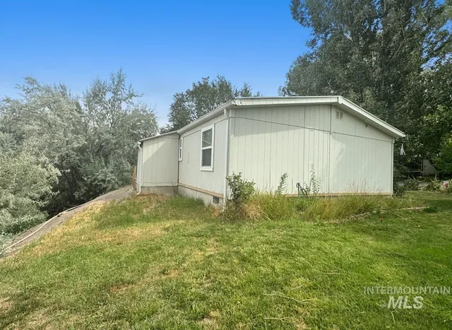 $209,900 | 198 2nd Avenue South, Hagerman, ID 83332