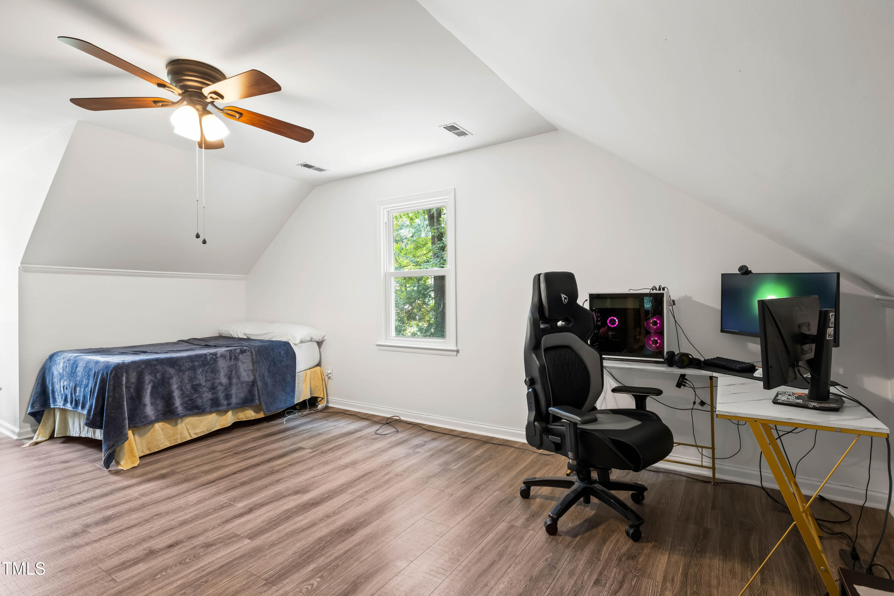 8101 Kingsland Drive Raleigh, NC 27613 - Photo 32 of 67 32-8101 Kingsland - Open Peek Media-32