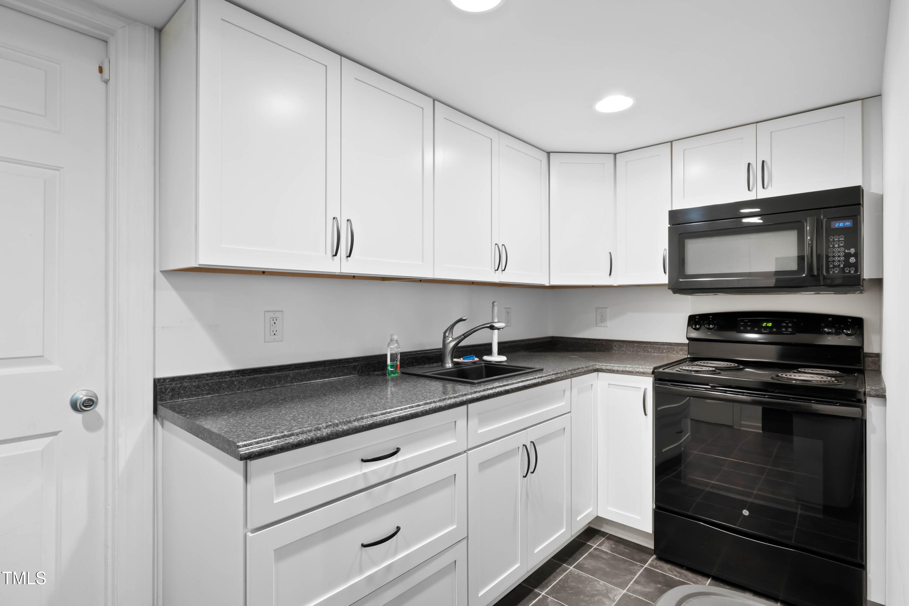 8101 Kingsland Drive Raleigh, NC 27613 - Photo 50 of 67 50-8101 Kingsland - Open Peek Media-50