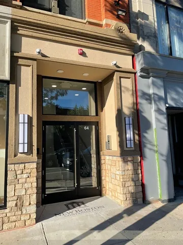 $2,250 | 64 Market Street, Unit 301, Lynn, MA 01901