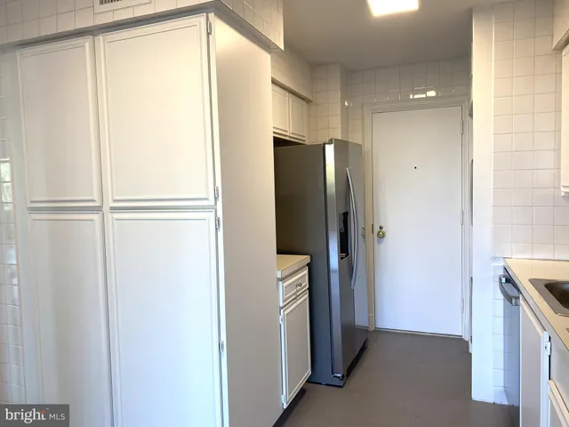 $1,060,000 | 4200 Northwest Massachusetts Avenue Northwest, Unit 613, Washington, DC 20016