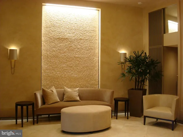 $1,060,000 | 4200 Northwest Massachusetts Avenue Northwest, Unit 613, Washington, DC 20016