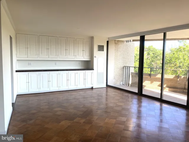 $1,060,000 | 4200 Northwest Massachusetts Avenue Northwest, Unit 613, Washington, DC 20016