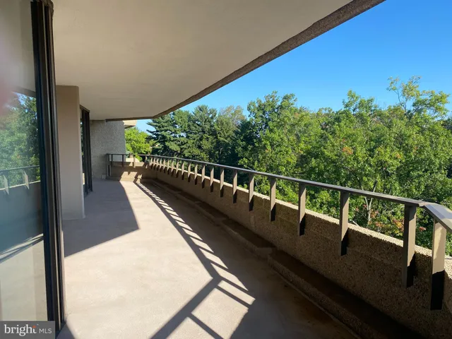 $1,060,000 | 4200 Northwest Massachusetts Avenue Northwest, Unit 613, Washington, DC 20016