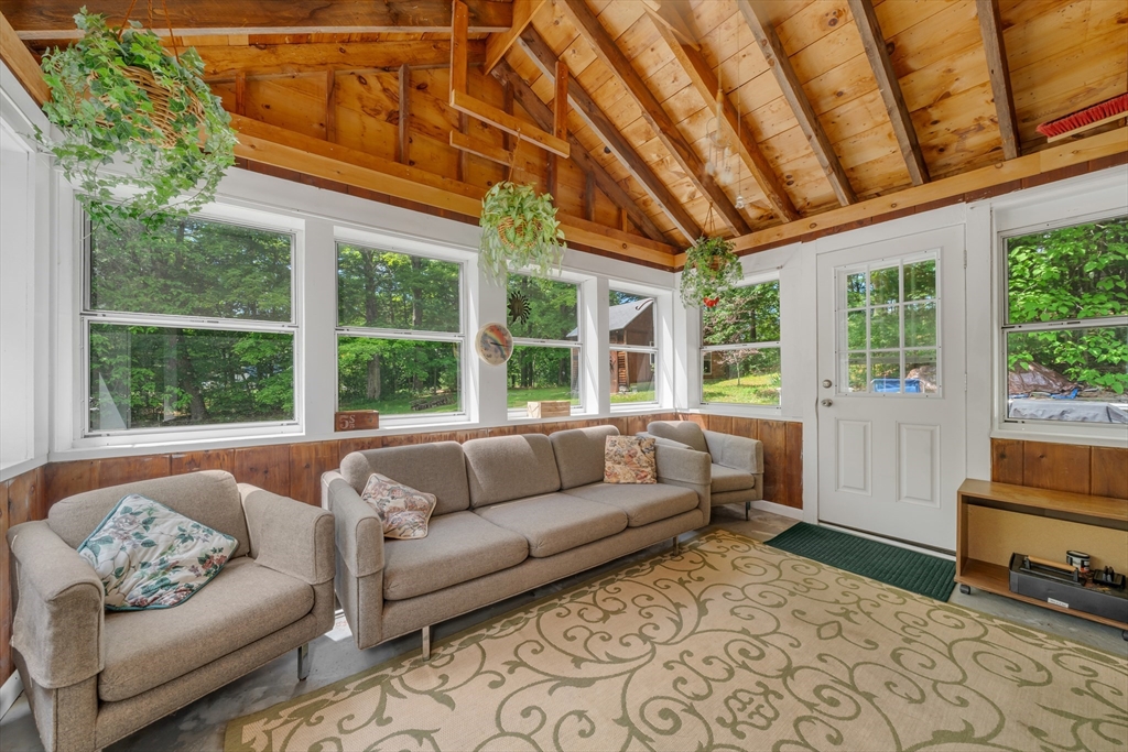 204 Hill Road Groton, MA 01450 - Photo 10 of 22