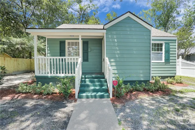 $269,900 | 519 Vinson Avenue, Savannah, GA 31404