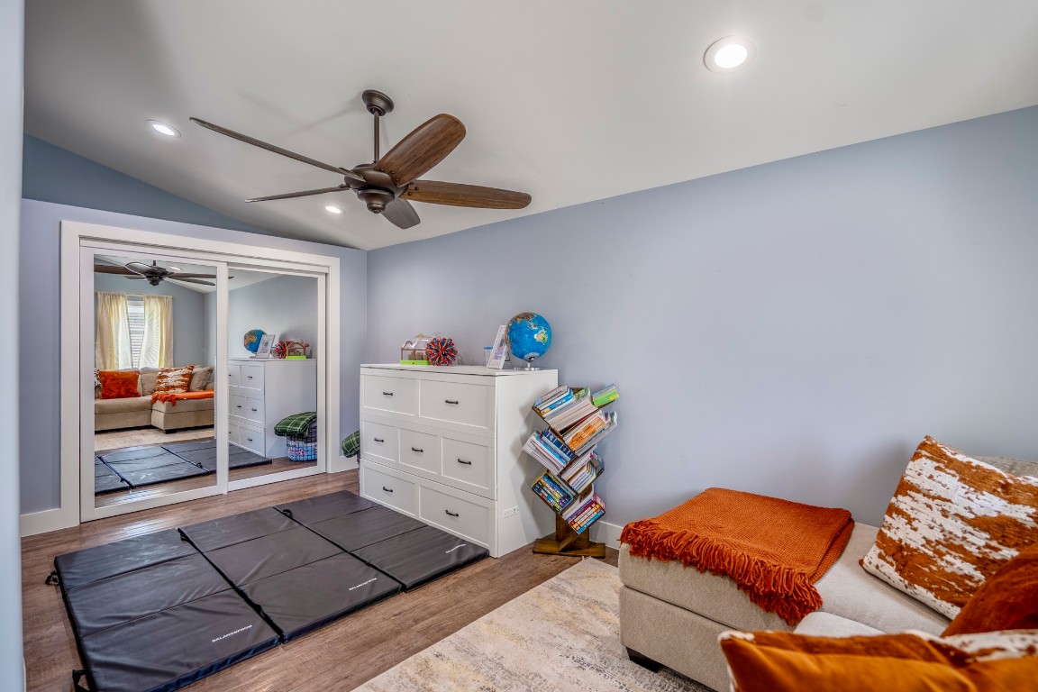 14972 Quinette Road Conroe, TX 77302 - Photo 24 of 50 Additional bedroom