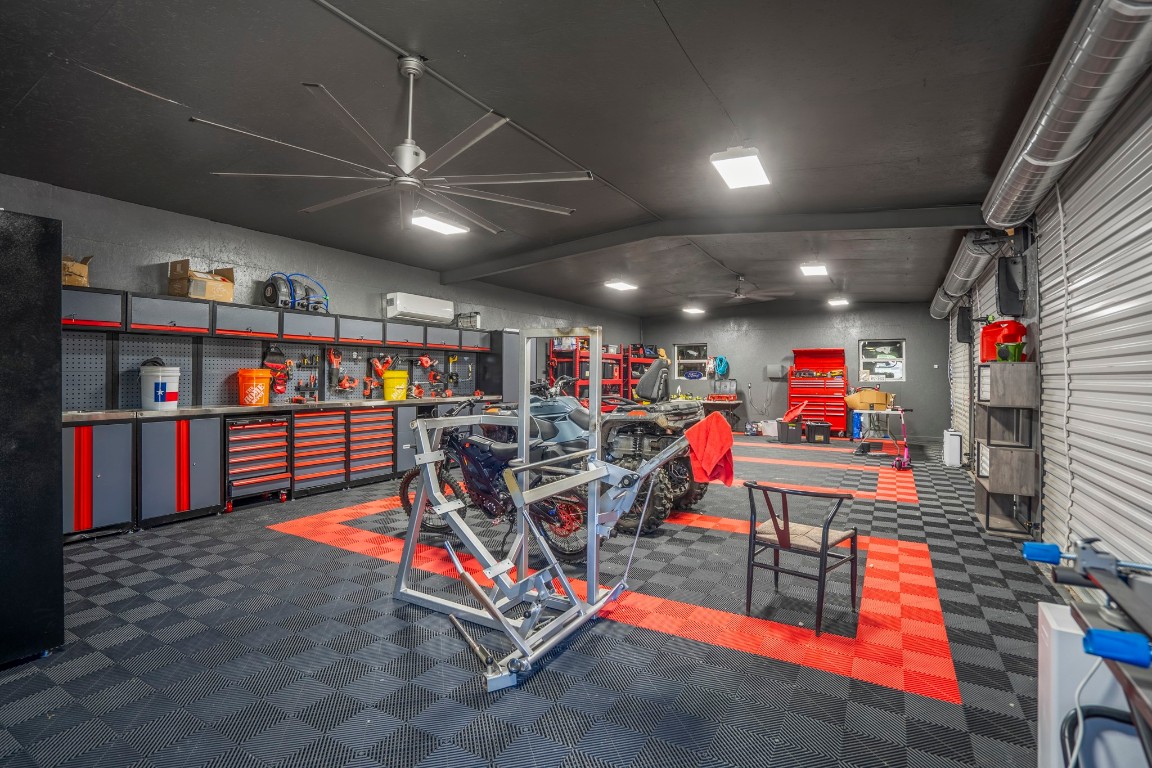 14972 Quinette Road Conroe, TX 77302 - Photo 41 of 50 Workshop