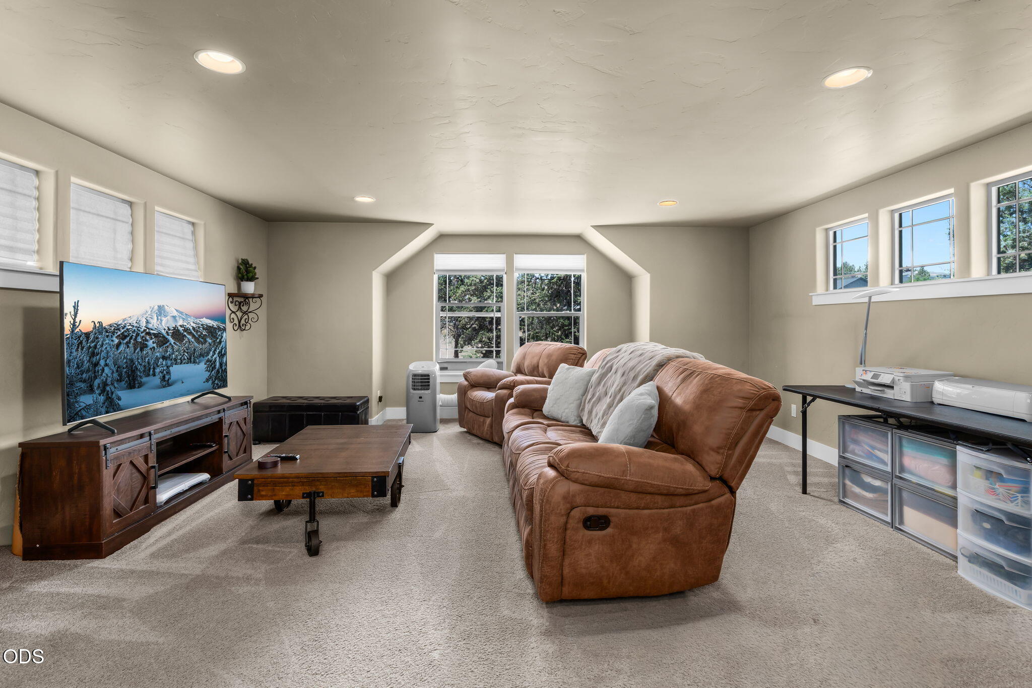 2850 Southwest 33rd Street Redmond, OR 97756 - Photo 23 of 33