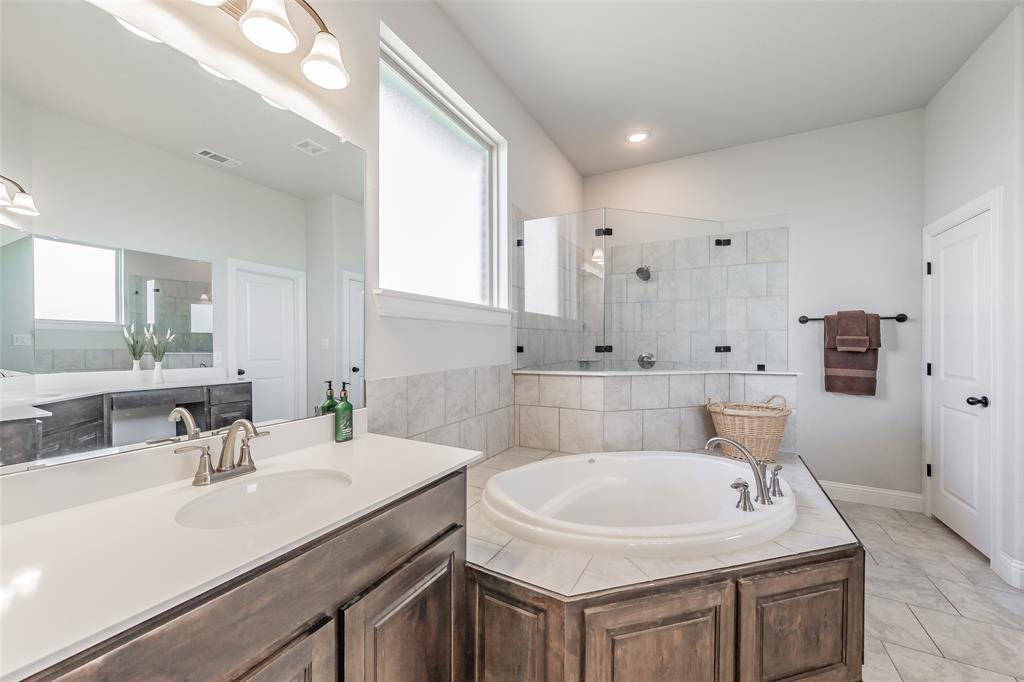 2230 County Road 2360 Decatur, TX 76234 - Photo 25 of 40