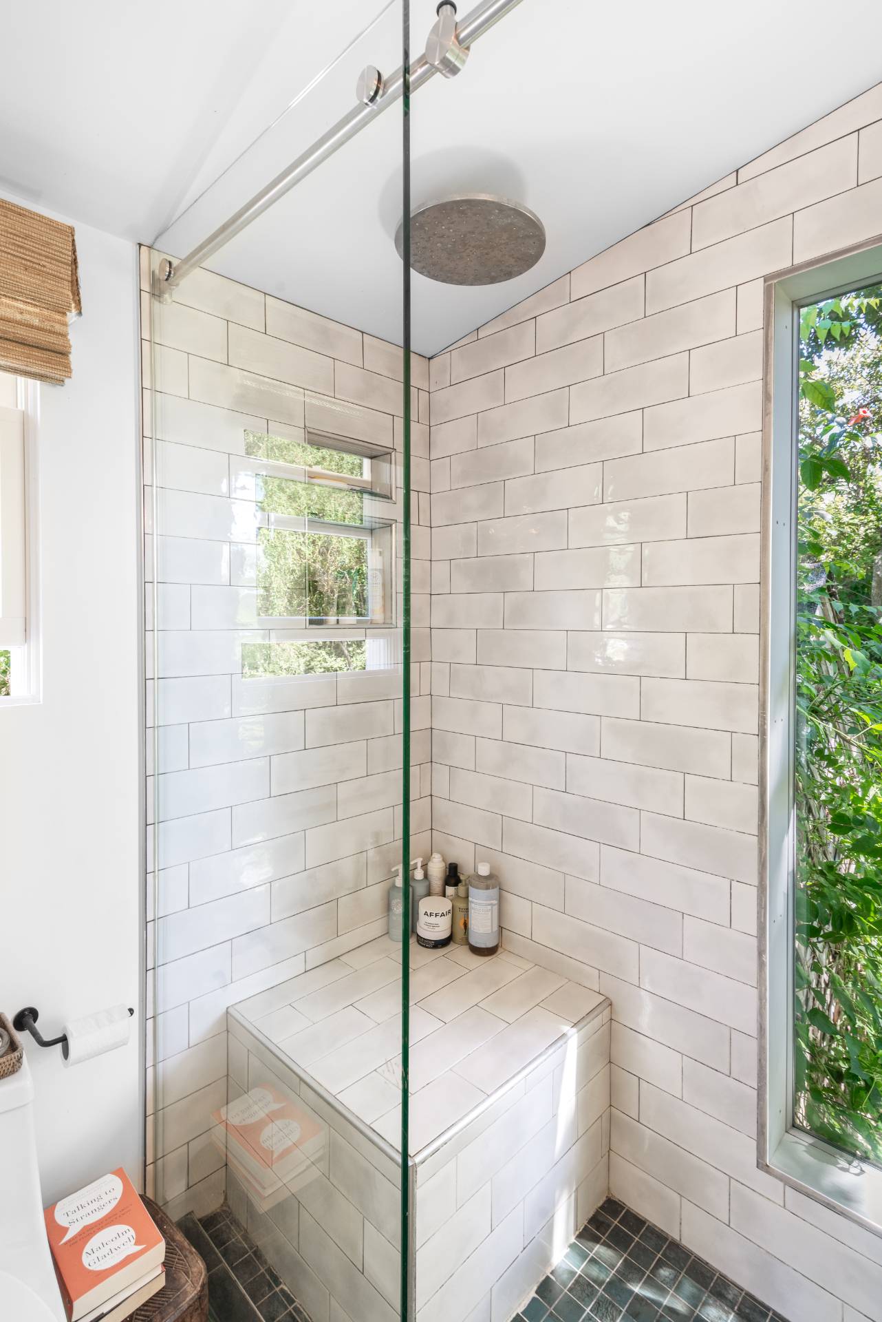12 Jackson Road Montauk, NY 11954 - Photo 14 of 36 a bathroom with a shower