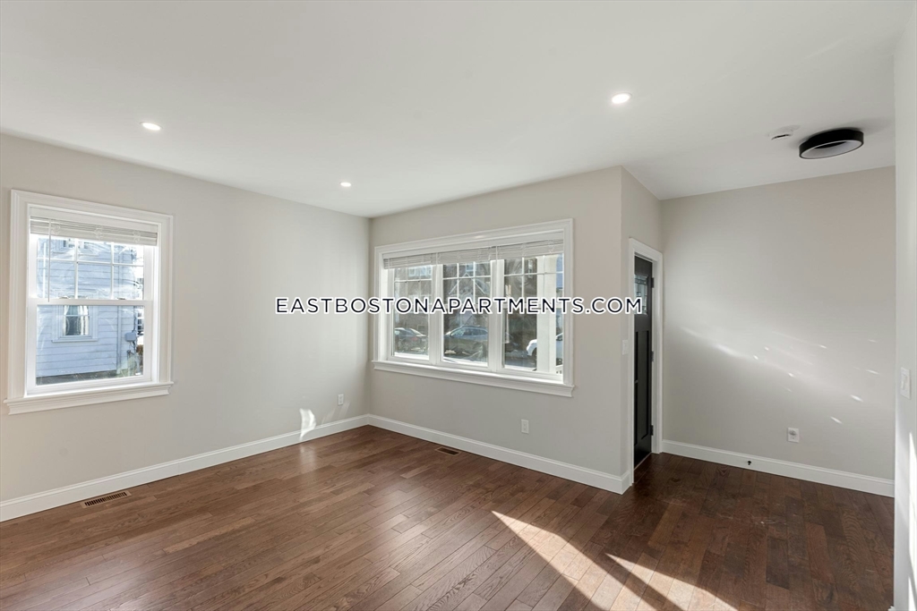 120 St Andrew Road, Unit 1 Boston, MA 02128 - Photo 11 of 35