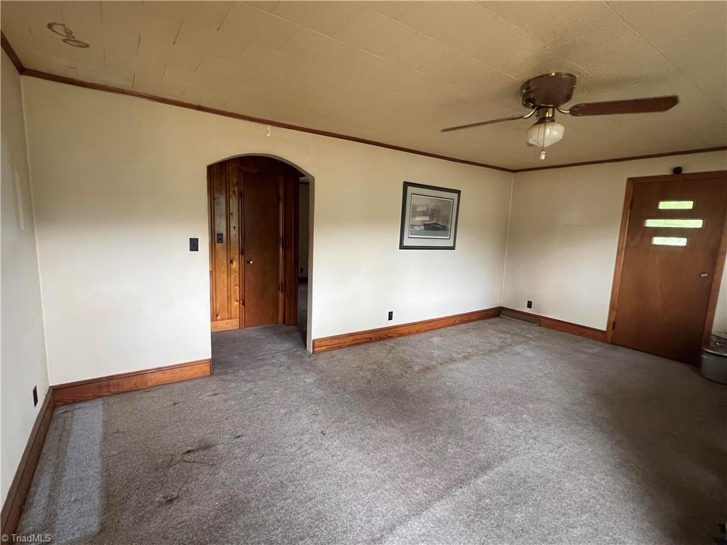 6090 Eaton Road Walnut Cove, NC 27052 - Photo 5 of 19