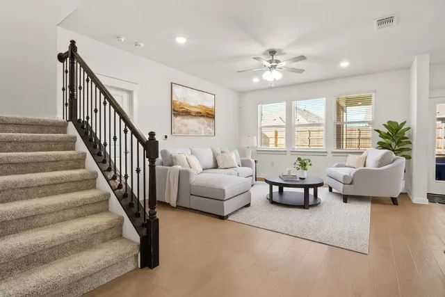 $350,000 | 7610 Grenadine Bloom Bend, Del Valle, TX 78617