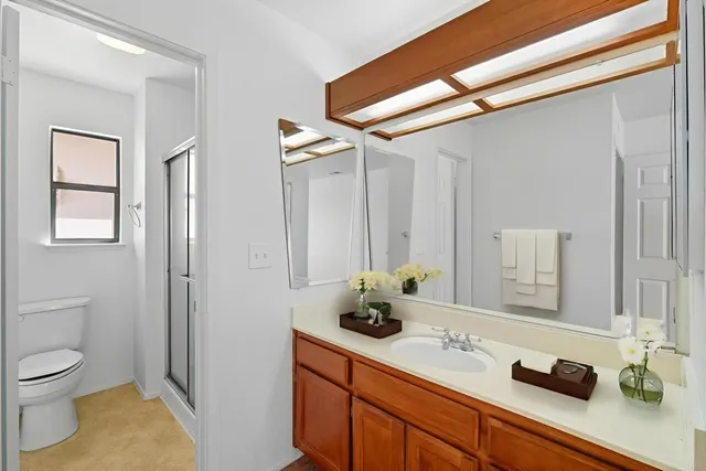 $300,000 | 6880 Calvine Road, Sacramento, CA 95823