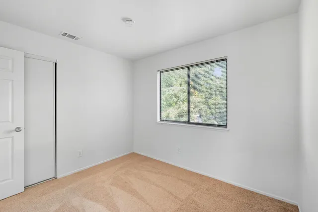 $300,000 | 6880 Calvine Road, Sacramento, CA 95823