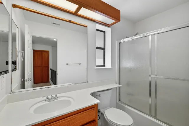 $300,000 | 6880 Calvine Road, Sacramento, CA 95823