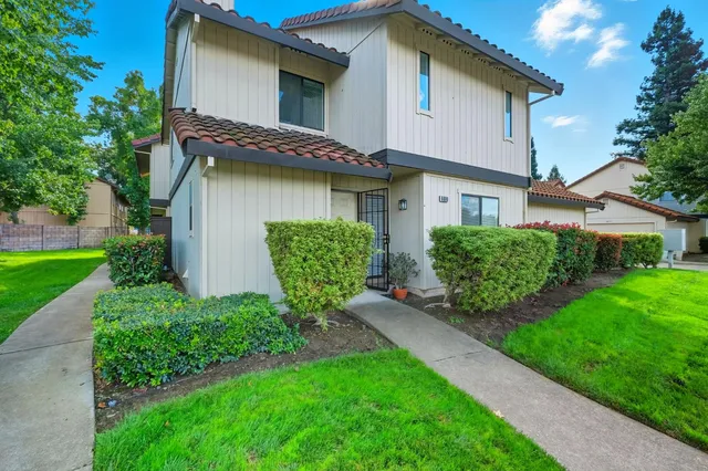 $300,000 | 6880 Calvine Road, Sacramento, CA 95823