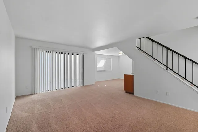 $300,000 | 6880 Calvine Road, Sacramento, CA 95823