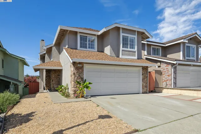 $1,235,000 | 3594 Cama Lane, Castro Valley, CA 94552