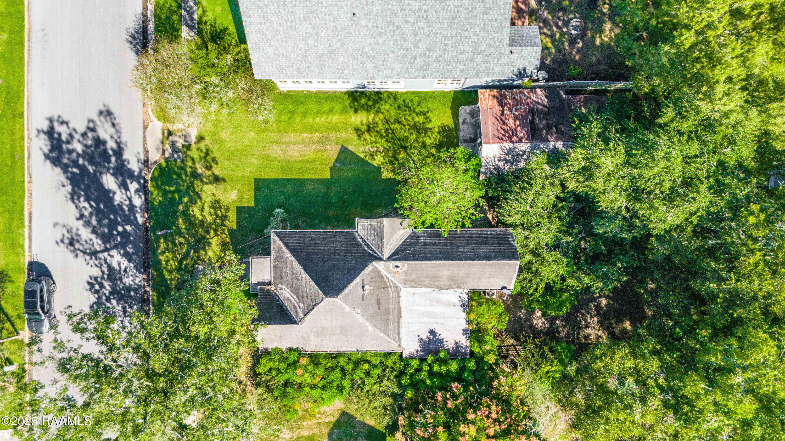 809 South Ave G Crowley, LA 70526 - Photo 21 of 24 DJI_20251027112154_0014_D