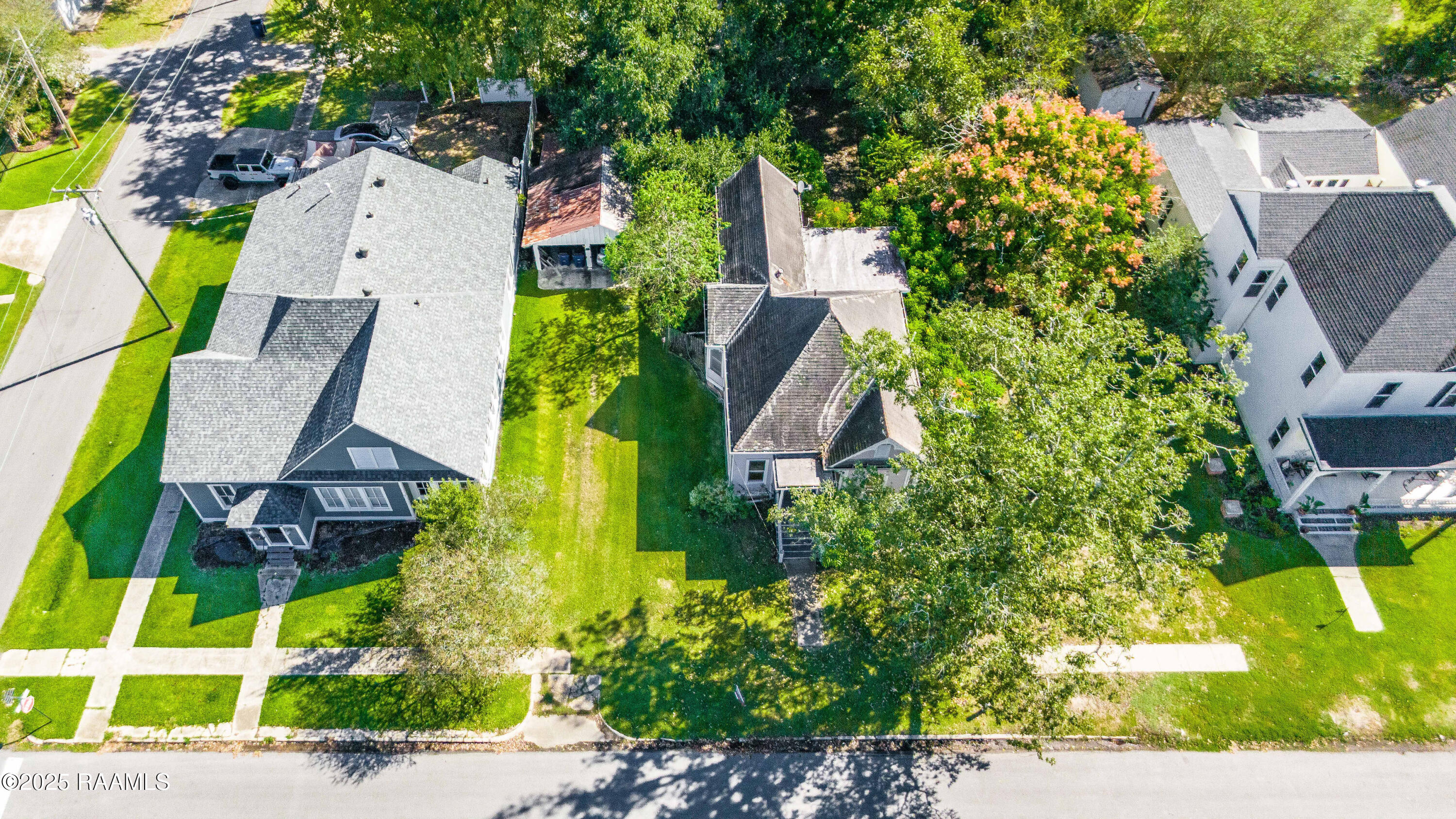 809 South Ave G Crowley, LA 70526 - Photo 22 of 24 DJI_20251027112142_0013_D