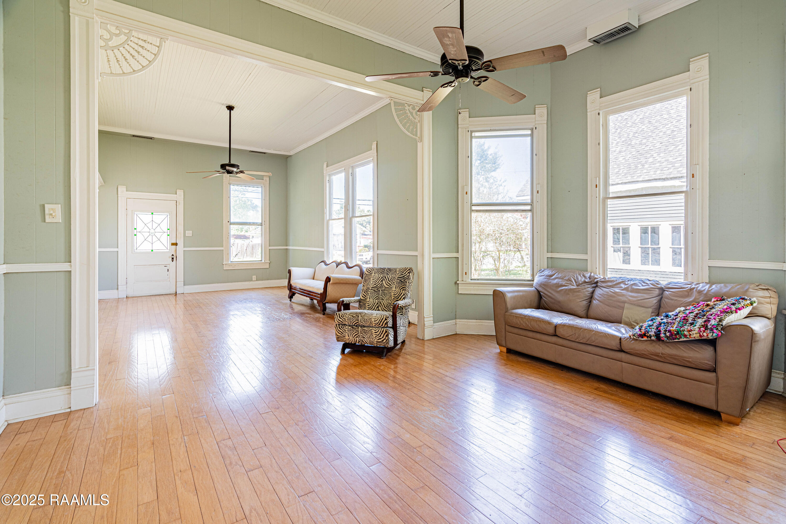 809 South Ave G Crowley, LA 70526 - Photo 5 of 24 SH_06502-HDR