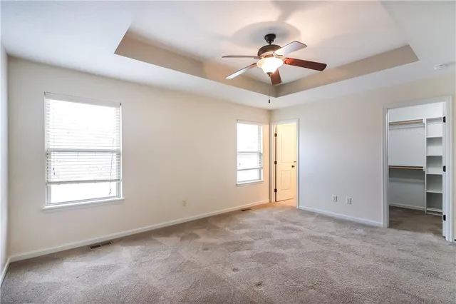 $2,260 | 421 Sunflower Drive, Raymore, MO 64083