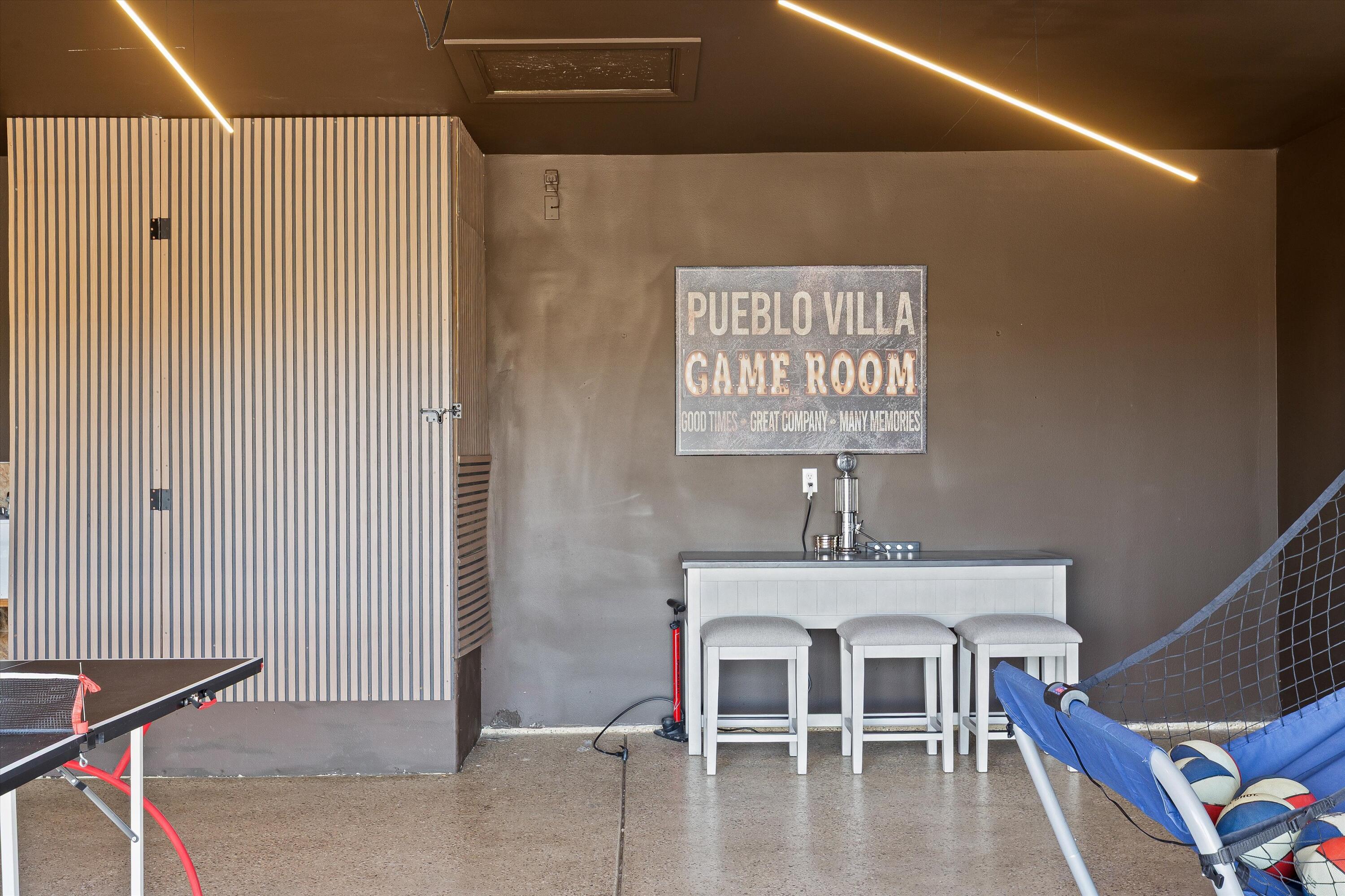 60377 Pueblo Trail Joshua Tree, CA 92252 - Photo 33 of 57 Garage