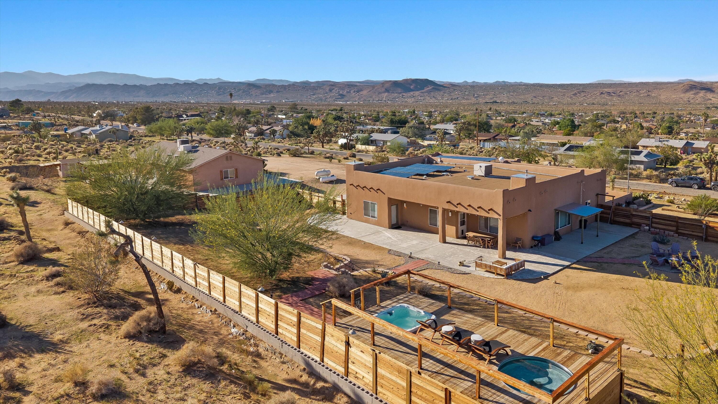 60377 Pueblo Trail Joshua Tree, CA 92252 - Photo 5 of 57 a view of a city from a terrace