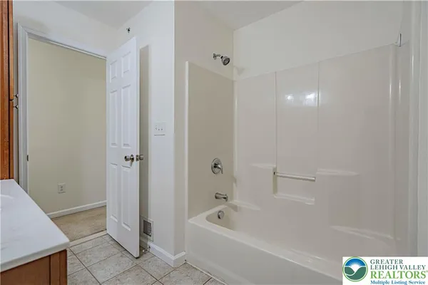 $2,799 | 278 Milkweed Drive, Allentown, PA 18104
