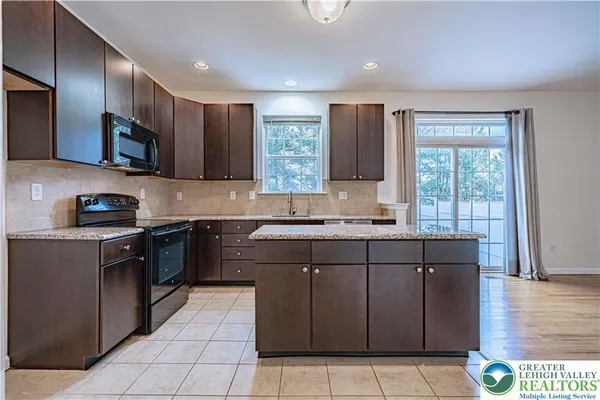 $2,799 | 278 Milkweed Drive, Allentown, PA 18104