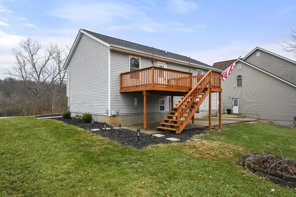 $300,000 | 21051 Sunnyridge Drive, Lawrenceburg, IN 47025