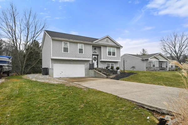 $300,000 | 21051 Sunnyridge Drive, Lawrenceburg, IN 47025