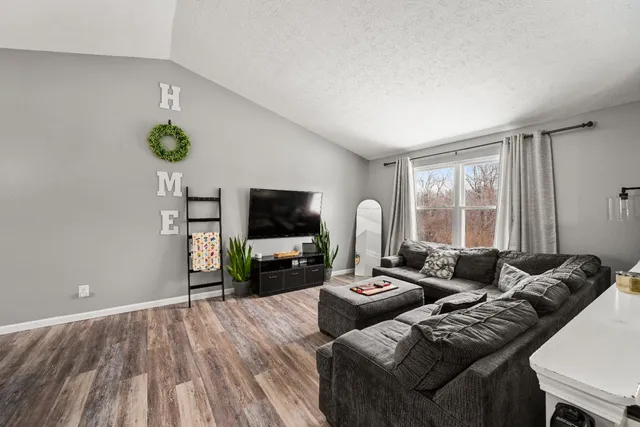 $303,000 | 21051 Sunnyridge Drive, Lawrenceburg, IN 47025