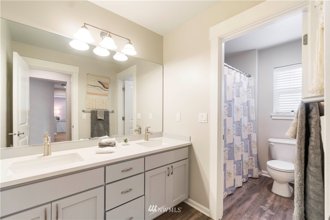 5607 Northeast 6th Street Renton, WA 98059 - Photo 28 of 39