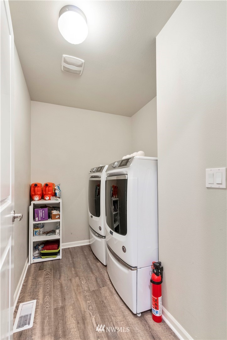5607 Northeast 6th Street Renton, WA 98059 - Photo 31 of 39