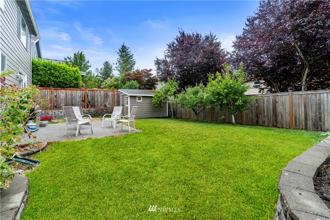 5607 Northeast 6th Street Renton, WA 98059 - Photo 33 of 39