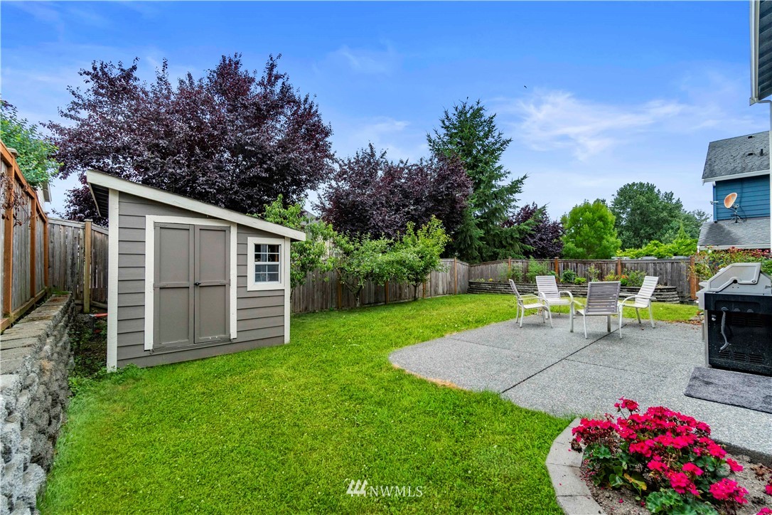 5607 Northeast 6th Street Renton, WA 98059 - Photo 35 of 39