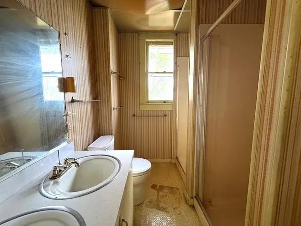 $269,900 | 319 West King Street, Quincy, FL 32351